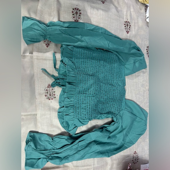 Zara top - new with tags - Picture 2 of 3